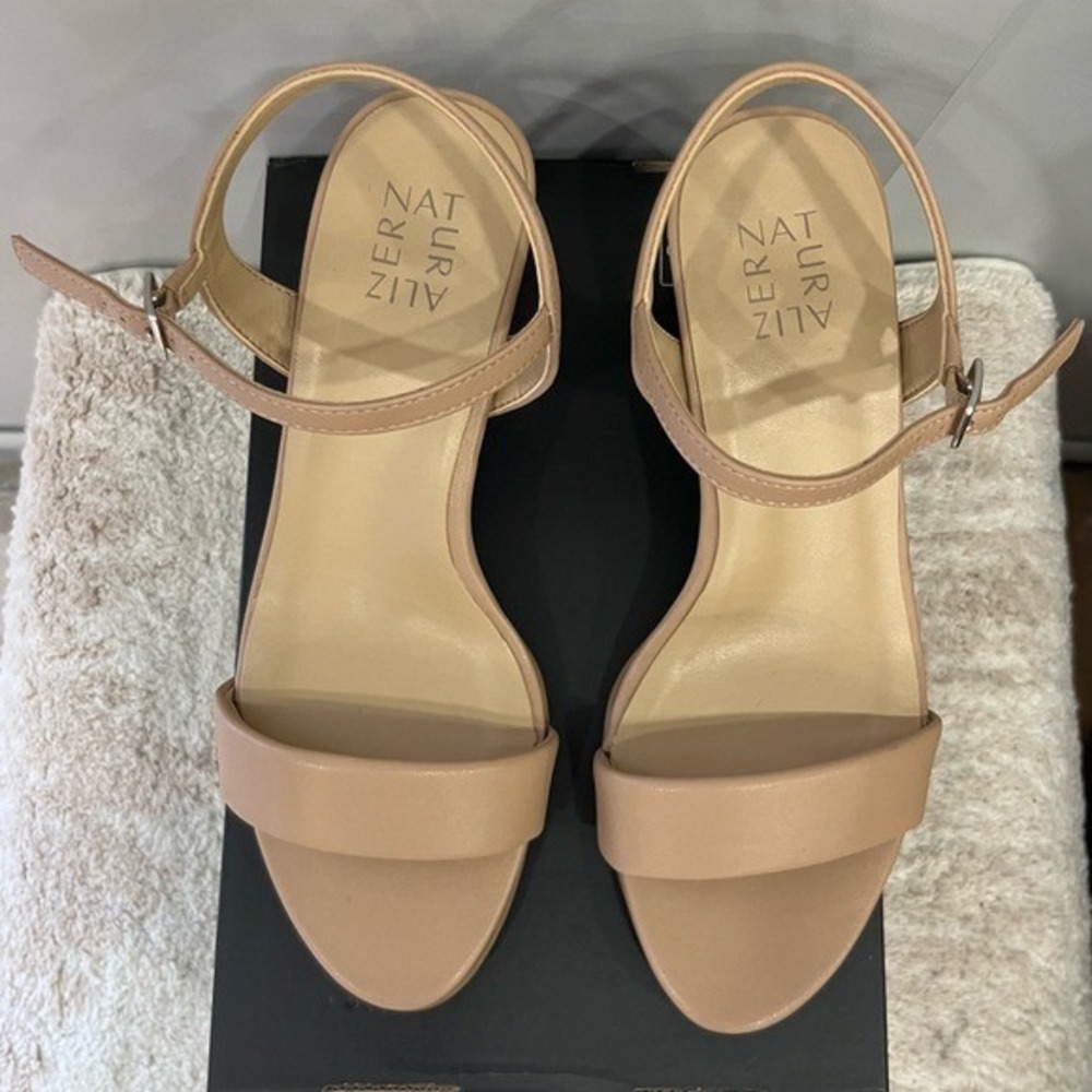 Naturalizer Bristol Women's Sandals Size 10 Wide Creme Brulee Block Heel New